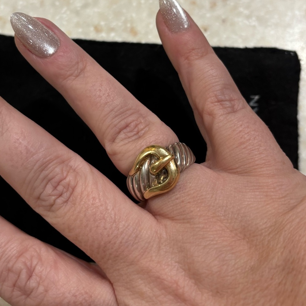 David Yurman Two-Tone Sculpted Cable Buckle Ring - Picture 7 of 10